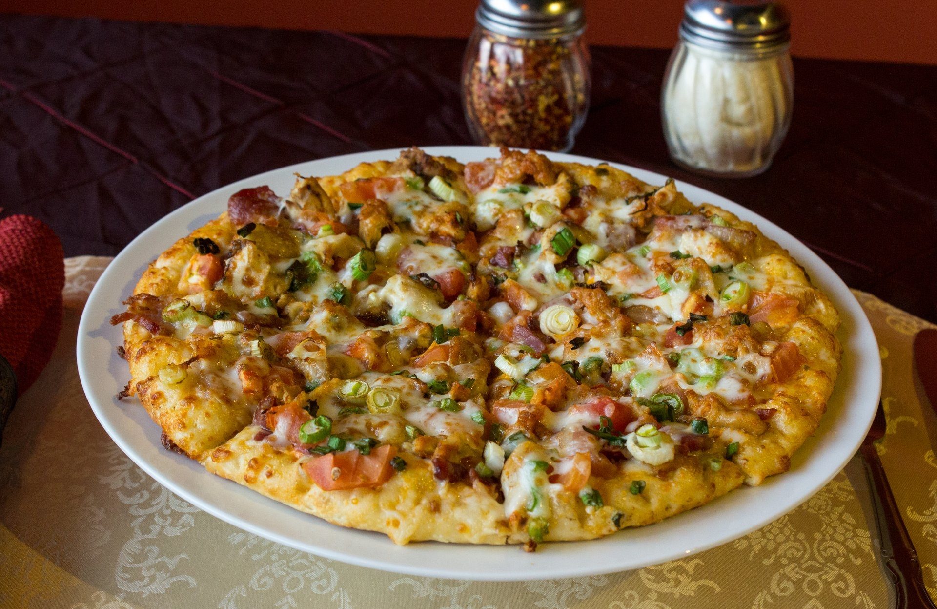 Creamy Garlic Combo Pizza.